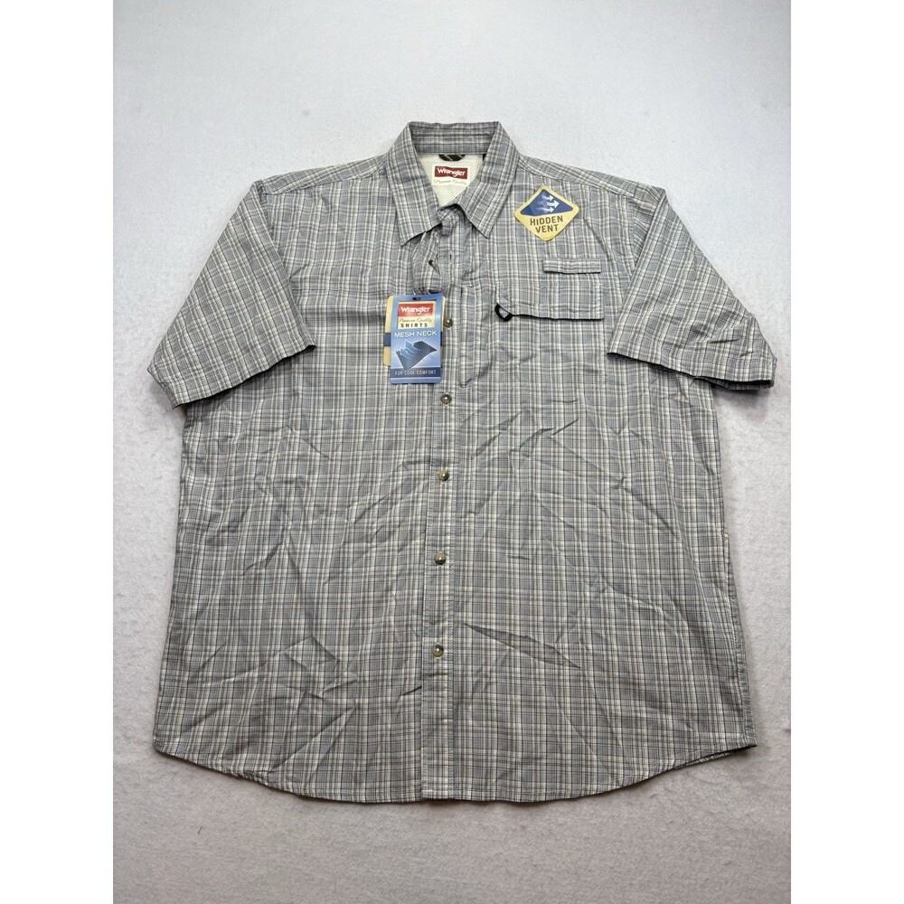 Wrangler Mens Shirt Large Plaid Short Sleeve Hidden Vent Outdoor Button Up NWT